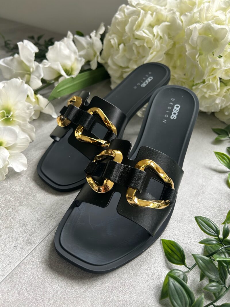 Chained Jelly Slipper (Black) - Image 3