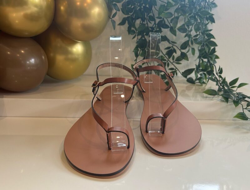 Toe-Loop Sandal (Tan)